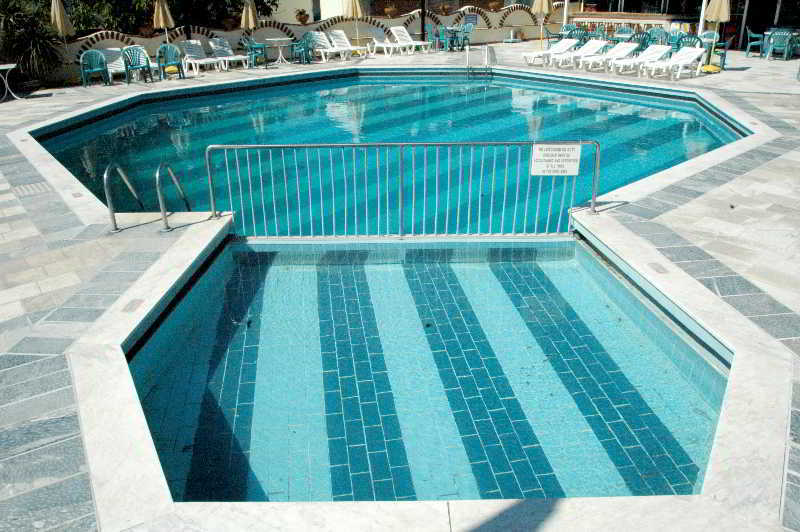 Aristotelis Hotel Fourka Eksteriør billede