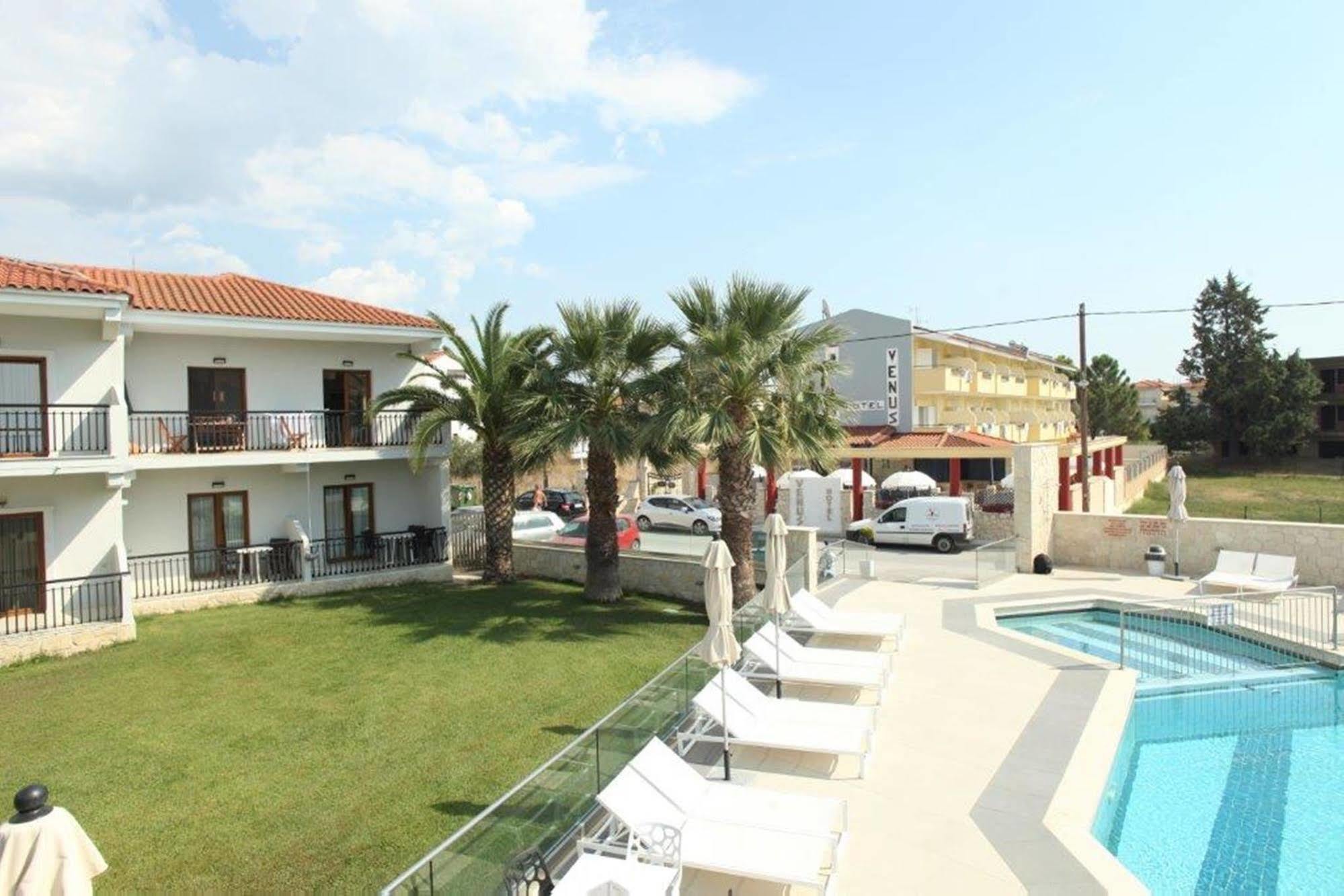 Aristotelis Hotel Fourka Eksteriør billede