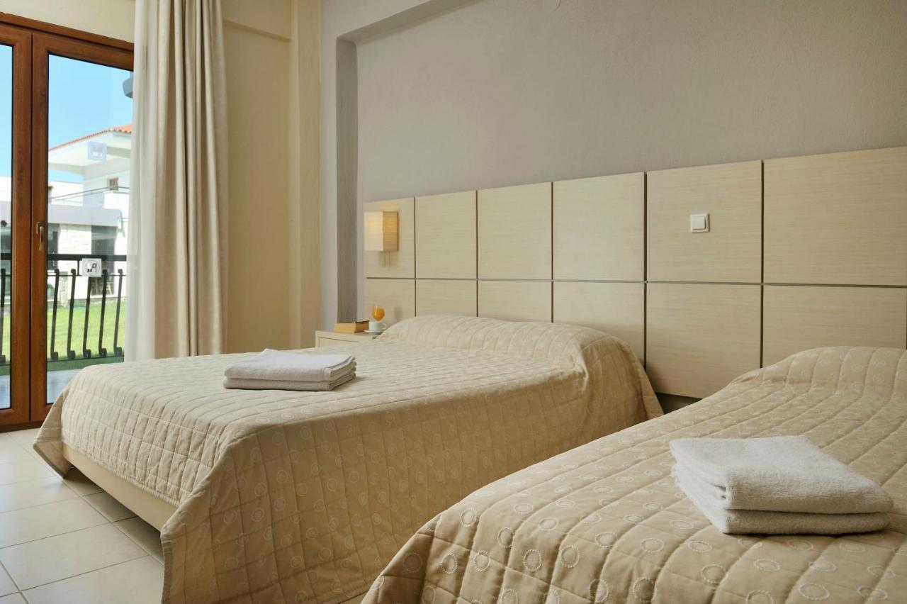 Aristotelis Hotel Fourka Eksteriør billede