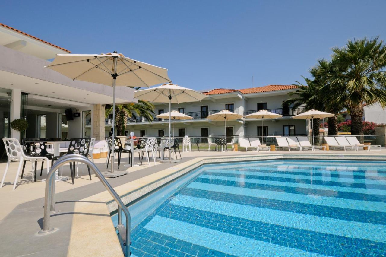 Aristotelis Hotel Fourka Eksteriør billede